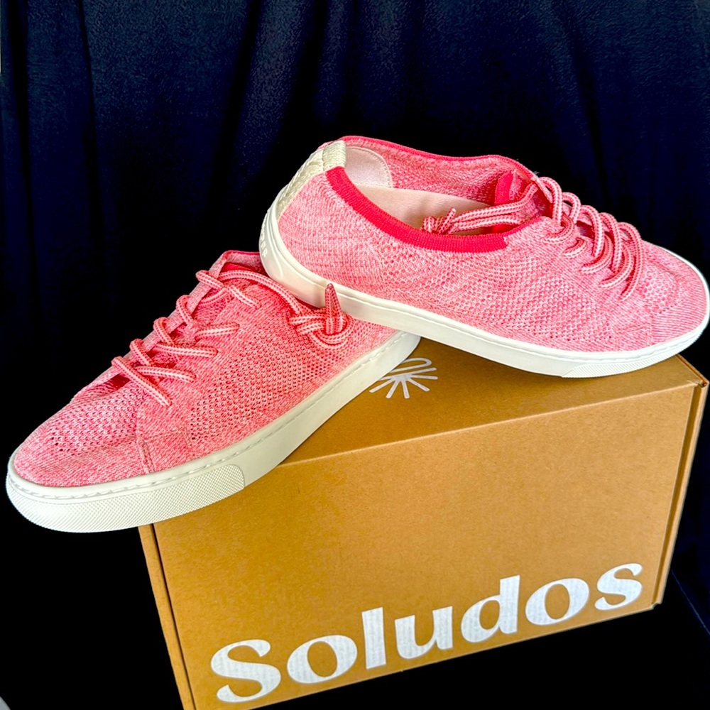 Soludos Women's Ashore Coral Mesh Sneaker Size 8.5